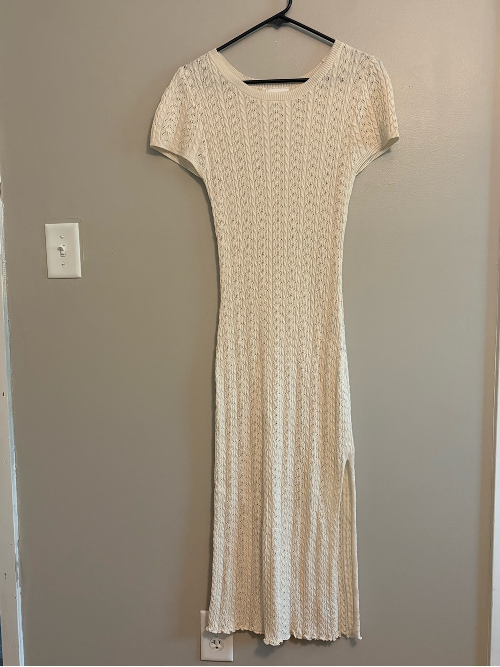 Willow & Wind Cream Cable-Knit Short-Sleeve Maxi Dress